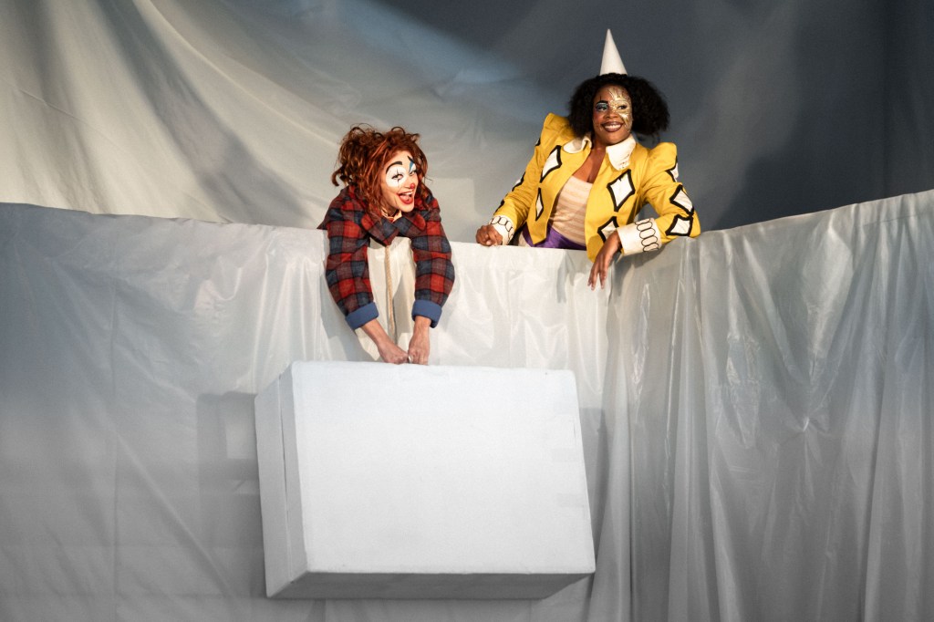 Cabaret néopathétique : piste aux étoiles…&nbsp;noires