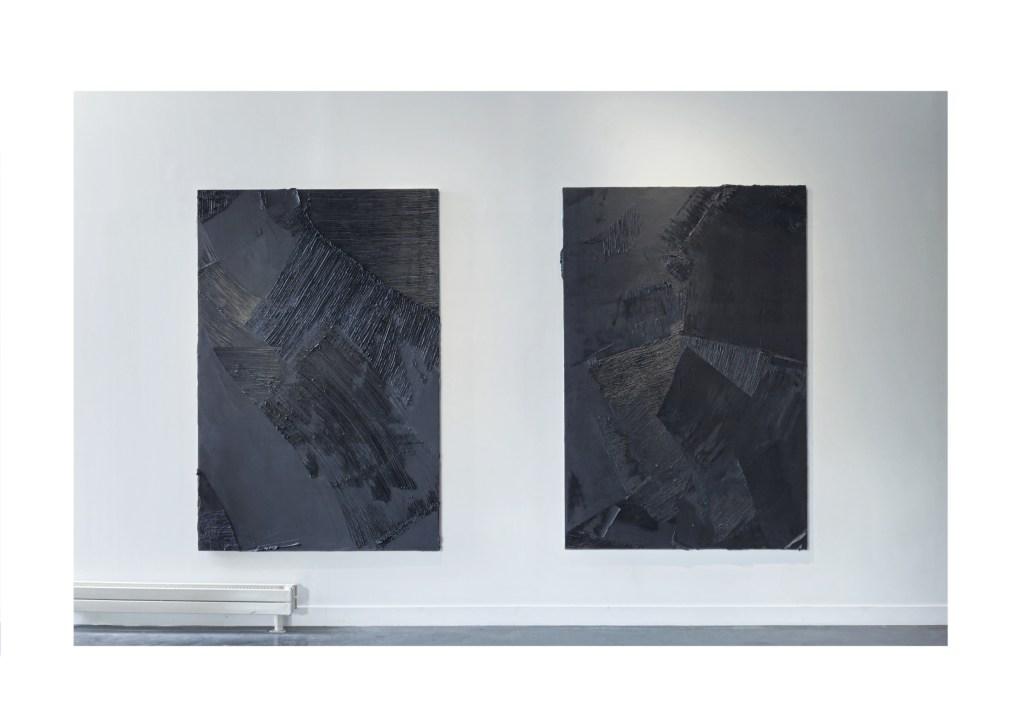 Hypostase-2 & Hypostase-4.© Roxane Gouguenheim