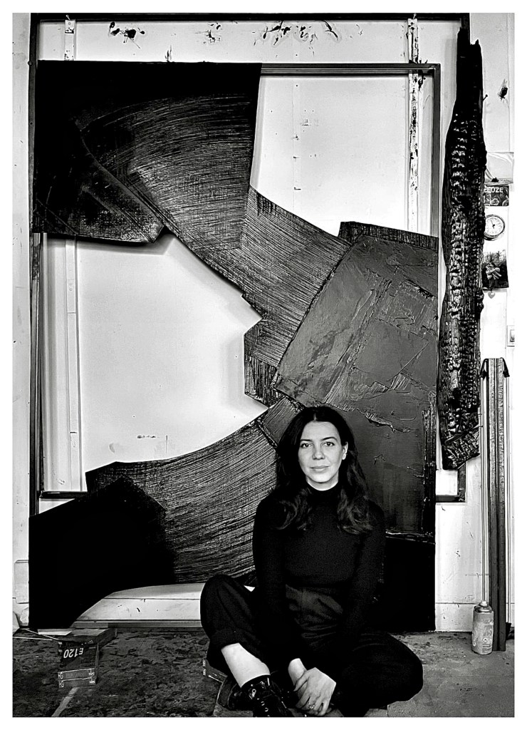 Roxane Gouguenheim in her studio © Crédit Pino Musi